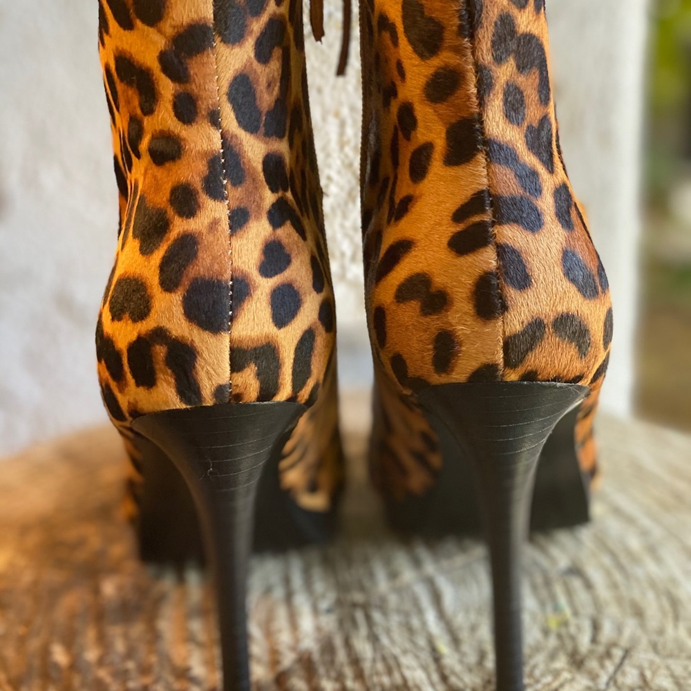 Querida platform booties from Nine West - Picture 2 of 8